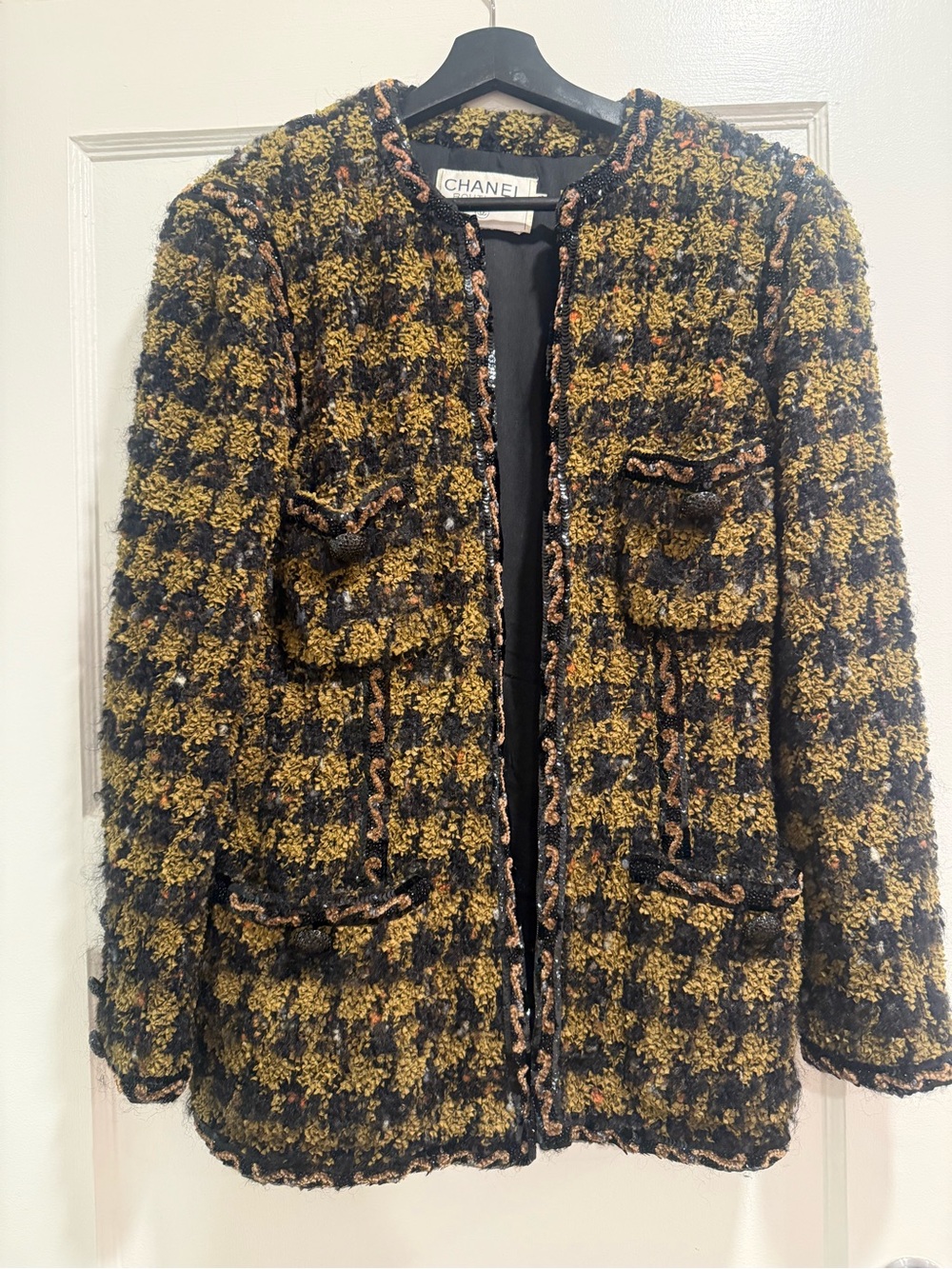 Authentic CHANEL Yellow and Black Bouclé Tweed Jacket size 44